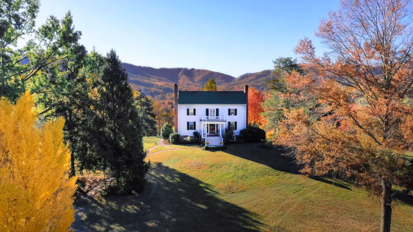 High View Farm Historic House in Fall Foliage