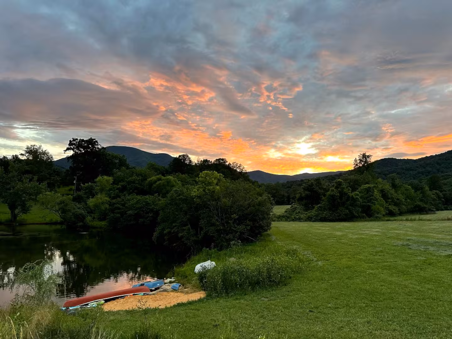 High View Farm Historic House in Fall Foliage